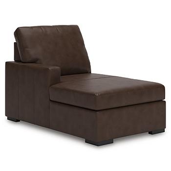 McDowlan Sectional with Chaise - Atchison Furniture Company (Atchison, KS)