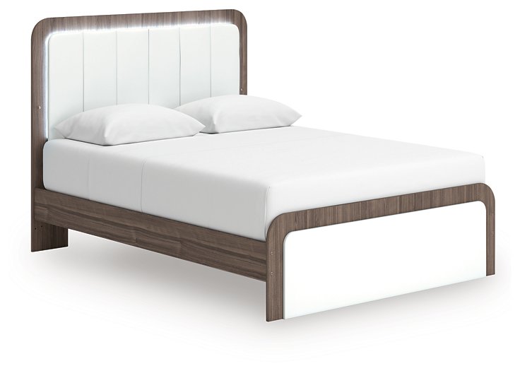 Kendanport Upholstered Bed - Atchison Furniture Company (Atchison, KS)