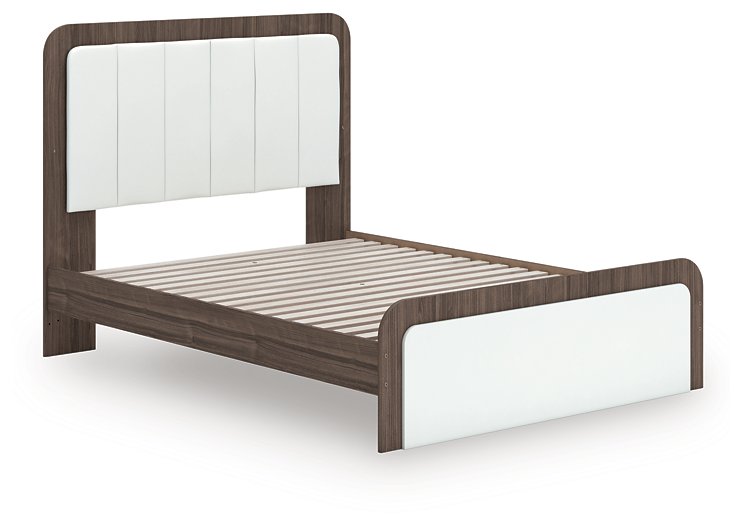Kendanport Upholstered Bed - Atchison Furniture Company (Atchison, KS)