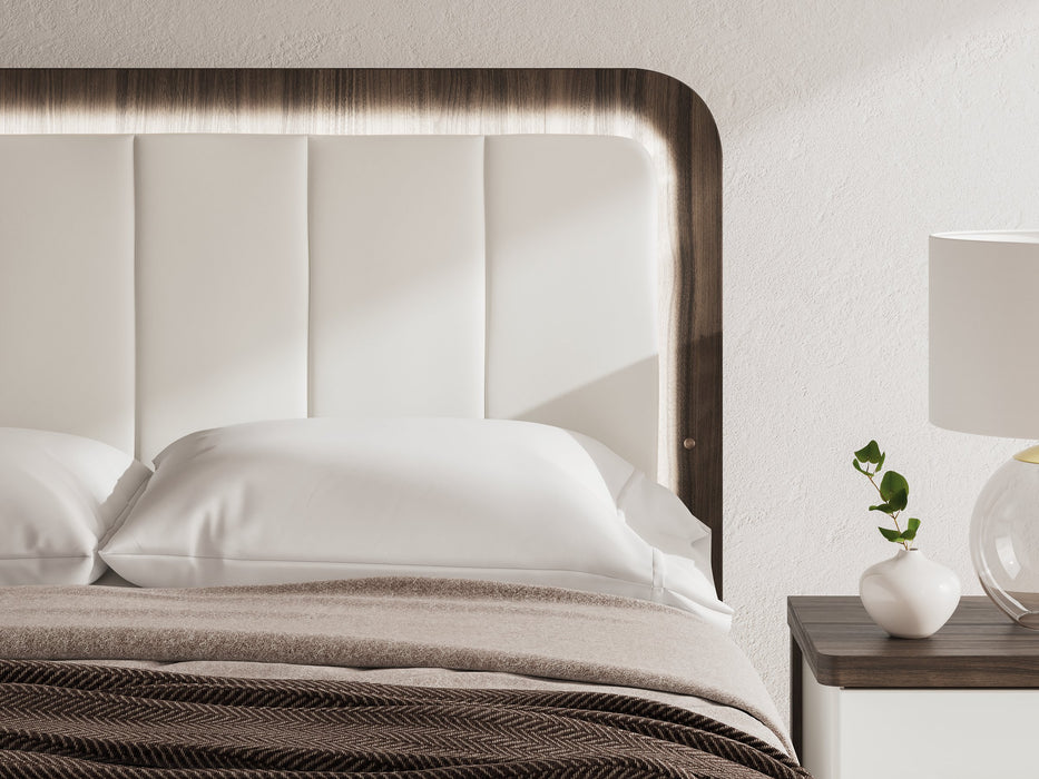Kendanport Upholstered Bed - Atchison Furniture Company (Atchison, KS)