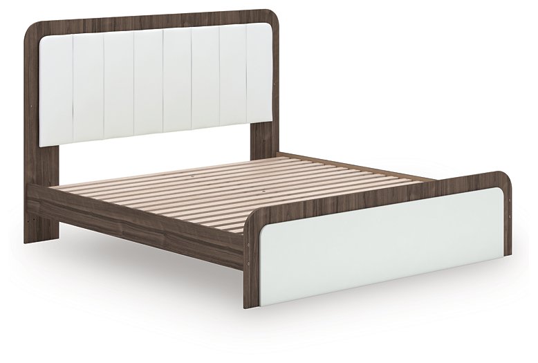 Kendanport Upholstered Bed - Atchison Furniture Company (Atchison, KS)