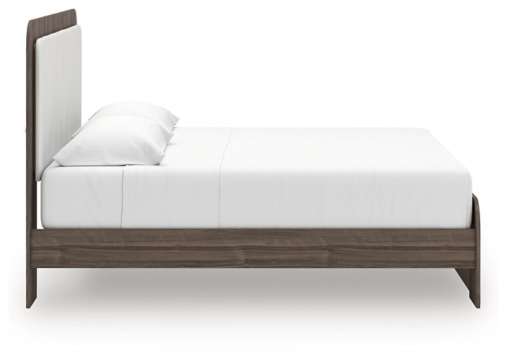 Kendanport Upholstered Bed - Atchison Furniture Company (Atchison, KS)