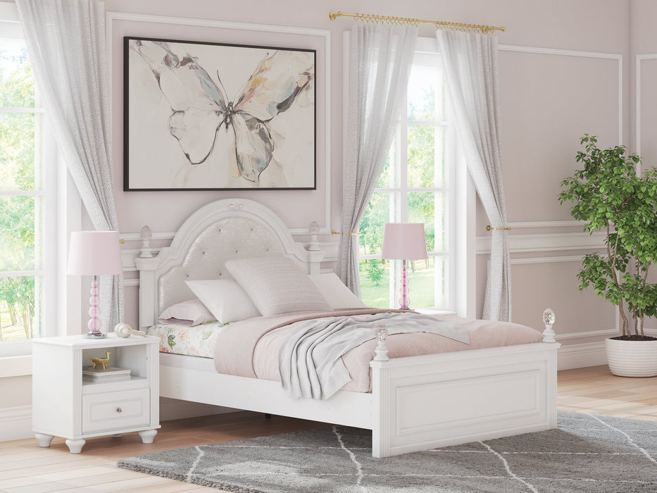 Kozlani Upholstered Bed - Atchison Furniture Company (Atchison, KS)