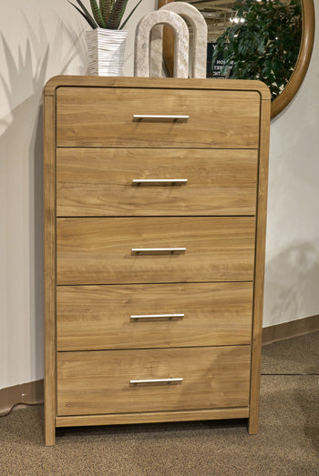 Gramburg Chest of Drawers - Atchison Furniture Company (Atchison, KS)