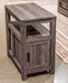 Fendenmore Chairside End Table - Atchison Furniture Company (Atchison, KS)