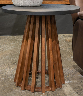 Kallari End Table - Atchison Furniture Company (Atchison, KS)