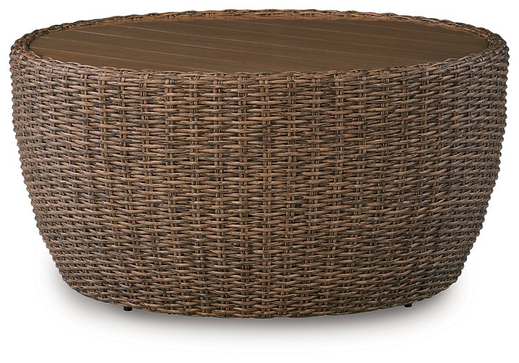 Double Point Outdoor Seating Set - Atchison Furniture Company (Atchison, KS)