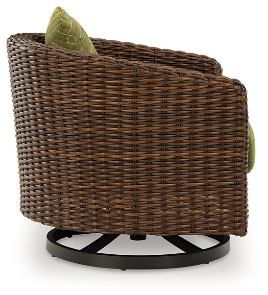 Horizon Hall Outdoor Package - Atchison Furniture Company (Atchison, KS)