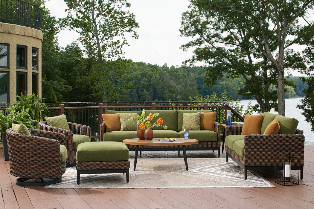 Horizon Hall Outdoor Package - Atchison Furniture Company (Atchison, KS)