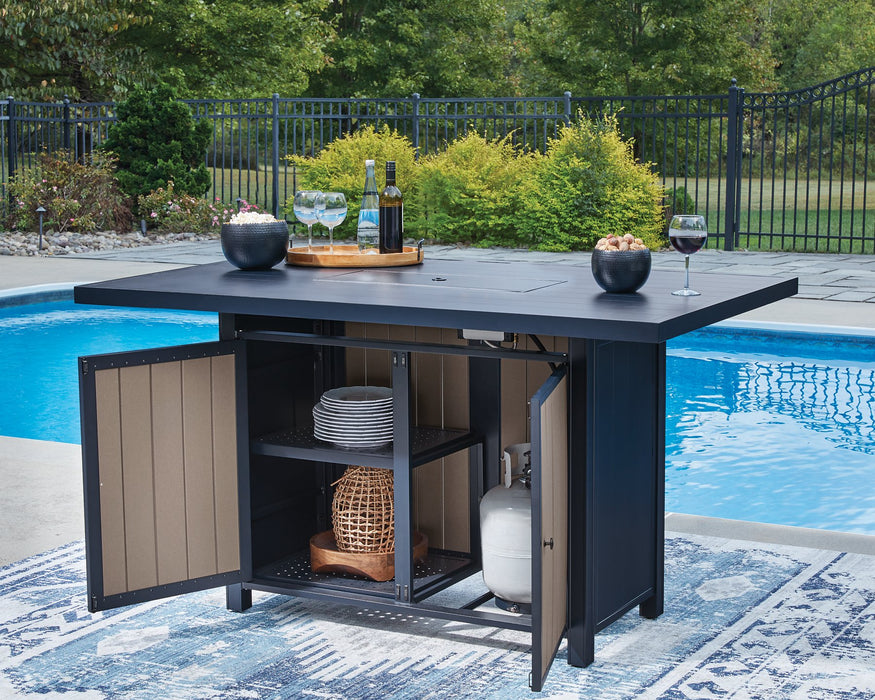 East Beach Outdoor Dining Set - Atchison Furniture Company (Atchison, KS)