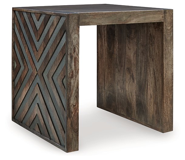 Dreggan End Table - Atchison Furniture Company (Atchison, KS)