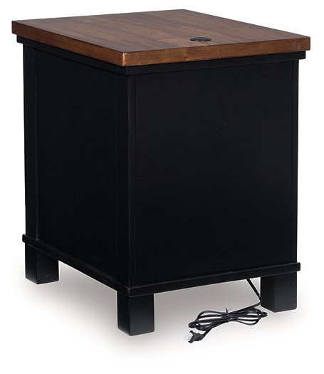 Wildenauer Chairside End Table - Atchison Furniture Company (Atchison, KS)
