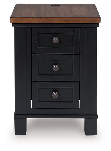 Wildenauer Chairside End Table - Atchison Furniture Company (Atchison, KS)
