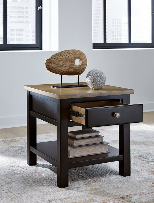 Drazmine End Table - Atchison Furniture Company (Atchison, KS)