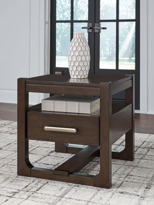 Breckington End Table - Atchison Furniture Company (Atchison, KS)